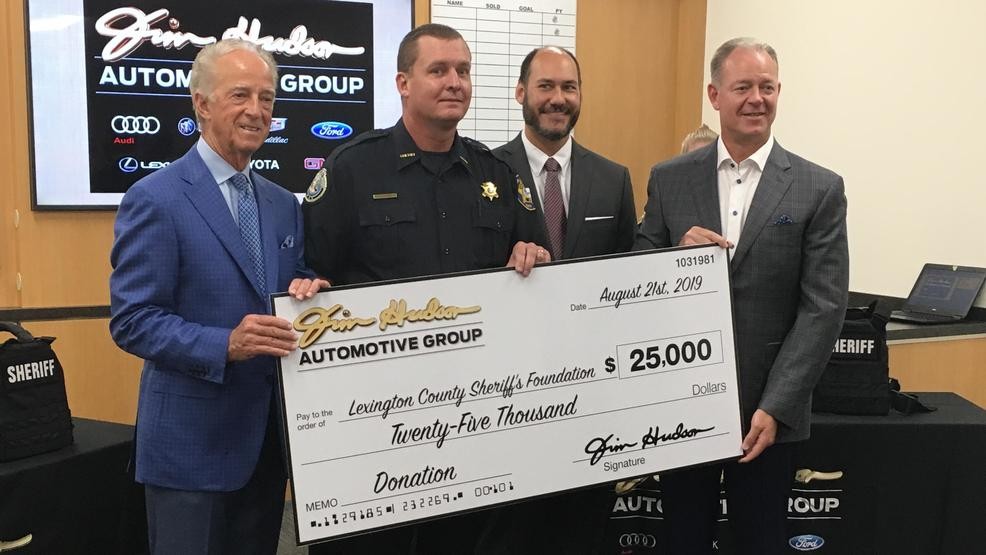 LCSD gets $25,000 check from local automotive group