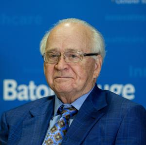 No kidding around: Renowned surgeon James Andrews stresses seriousness of youth sports injuries