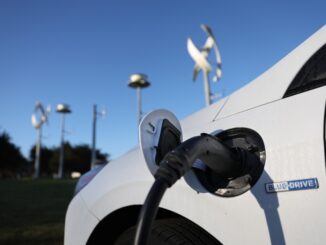 Electric cars Vs. gas cars: Which is the smarter buy?