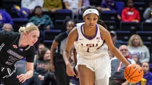 The top transfer for LSU women's basketball has been named SEC player of the week