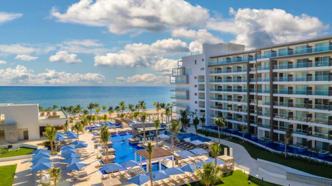 1,005 Room Royalton Splash Riviera Cancun, An Autograph Collection All ...
