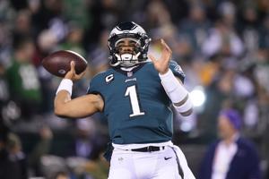 Eagles now Super Bowl favorites, but futures odds tight among four contenders