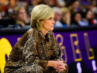 Coach Kim Mulkey is semifinalist For Naismith Coach of the Year