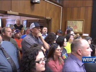 Frustrated teachers demand better pay at packed Livingston school board meeting