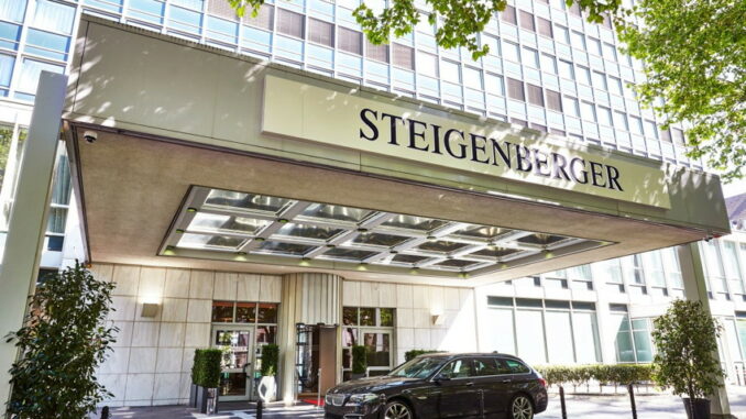 Steigenberger Hotel in Dortmund, Germany - Entrance