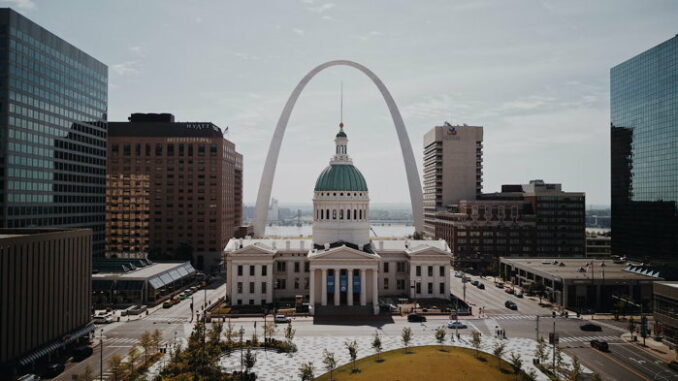 St. Louis Arch - Unsplash