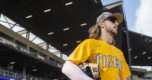 'I get it, you want me to re-recruit you.' How Jay Johnson got Paxton Kling to LSU.