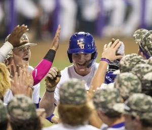 LSU baseball takes series over Texas A&M off productive late innings at the plate