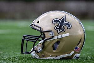 Linebacker Ty Summers shares his re-signing with Saints on Instagram