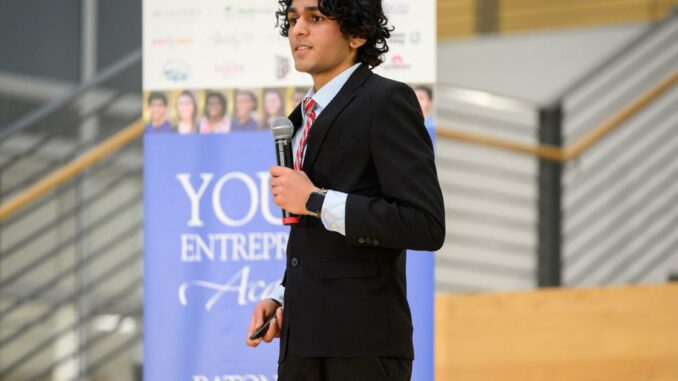 Tech-savvy and ambitious, young entrepreneurs pitch for cash