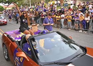 Here's where Shaquille O'Neal ranks Angel Reese among LSU greats