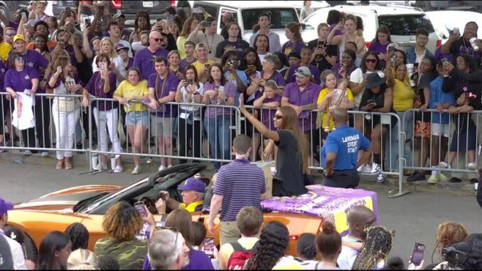 LSU Women's Basketball paraded through campus, ended with celebration in PMAC