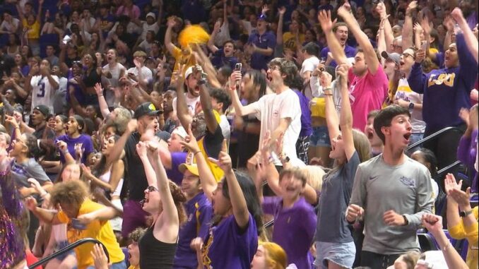 LSU fans pack the PMAC for the National Championship