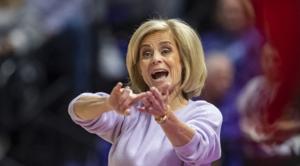 LSU's Kim Mulkey doesn't disappoint with her red carpet outfit for title game vs. Iowa