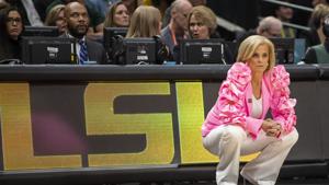 Louisville star Hailey Van Lith is transferring. LSU's Kim Mulkey may have a shot at her.