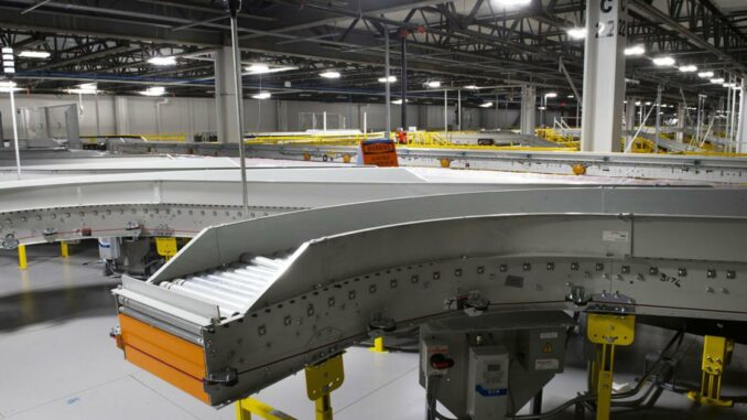 Video: Watch how Amazon's drones will move packages at Cortana fulfillment center