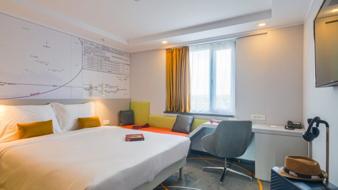 Guestroom at the ibis Styles Bucharest Hotel