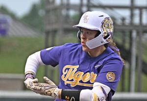 LSU softball hopes to send seniors out properly in key series against Georgia
