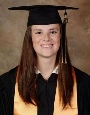 St. Amant names valedictorian, salautorian for Class of 2023