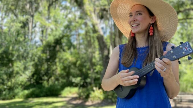Jazz singer/ukulele player at the Manship: A little friend helped Ashley Orlando find her voice