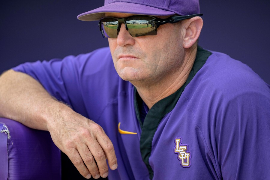 LSU baseball coach pays for students’ tickets to Baton Rouge Super