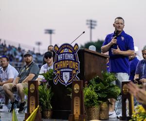 LSU hires pitching coach from SEC rival. See who it is and his connection to Jay Johnson.