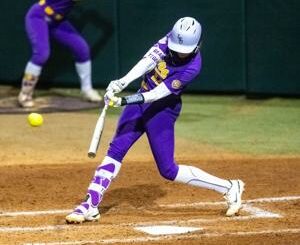 LSU softball team remains undefeated and not scored upon after two more victories