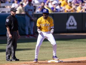 LSU's bats wake up with 17 hits, 18 runs in blowout win over Stony Brook