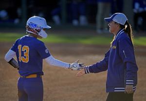 Undefeated LSU softball team shows its 'grit' during the Tiger Classic