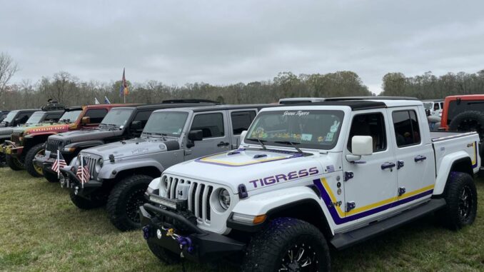 Jeepin' 4 Vets draws 102 Jeeps to raise money for local VFW, veteran causes