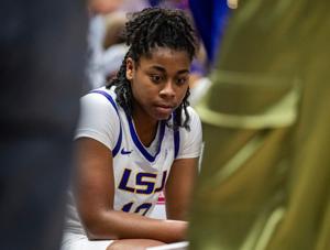 LSU women hold star freshman Mikaylah Williams out of lineup with minor foot injury